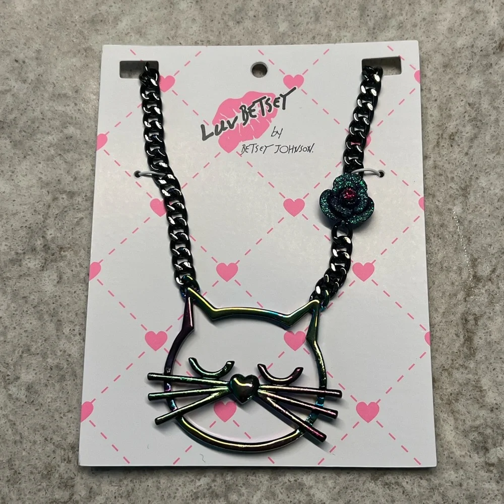 BETSEY JOHNSON cat face necklace - Picture 1 of 2
